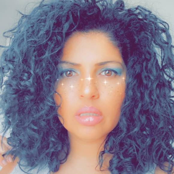 Meet your Posher, Ellen - Picture 1 of 1